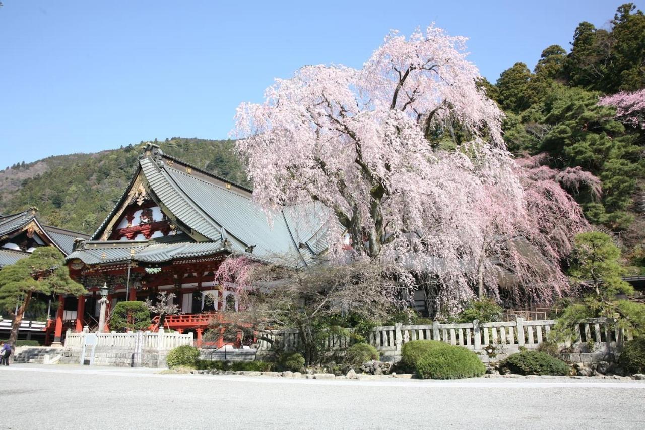 宿坊 端場坊｜Temple Hotel Habanobo Minobu Exteriér fotografie